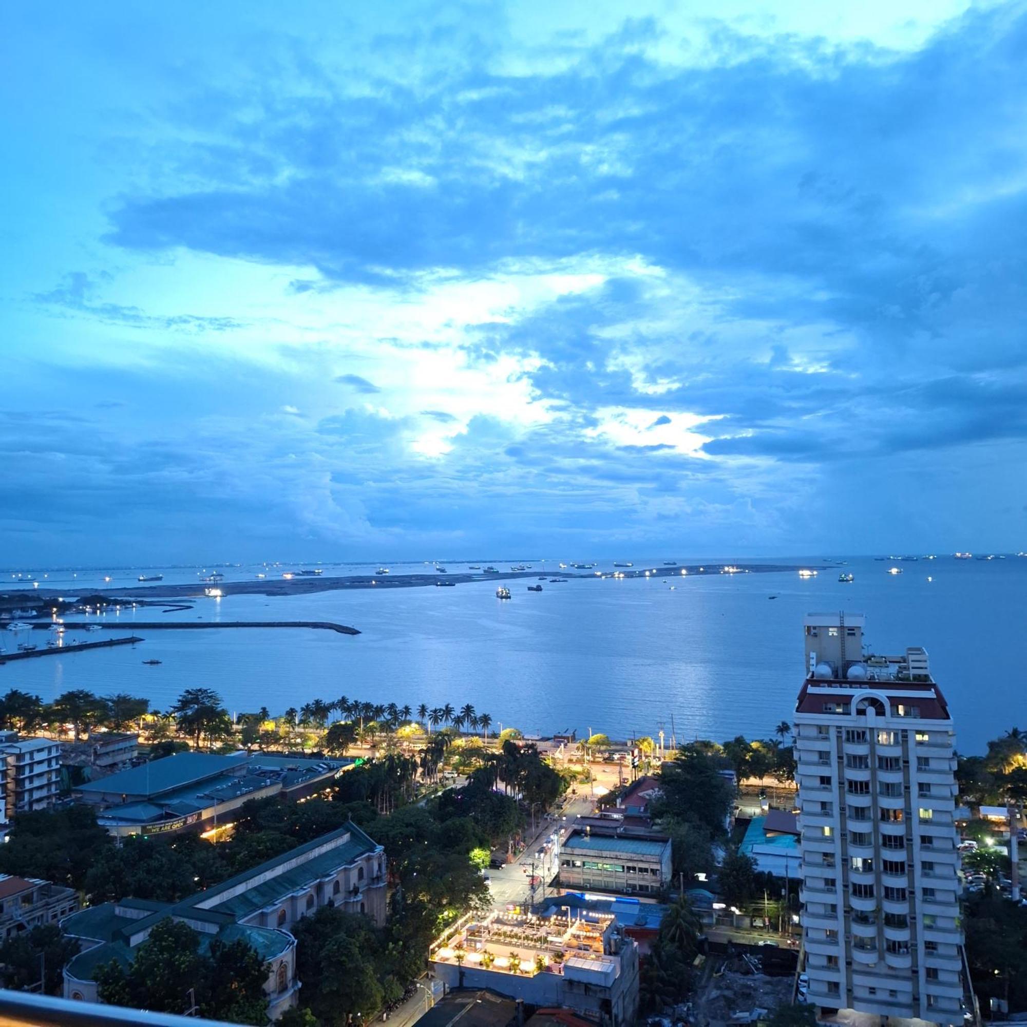 Manila Bayview Rental Exterior foto