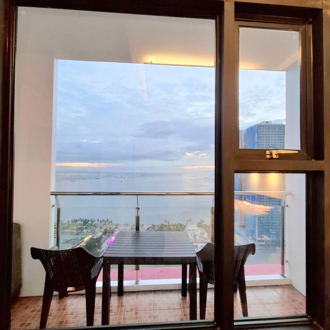 Manila Bayview Rental Exterior foto